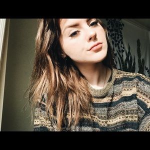 Meet your Posher, Elizabeth